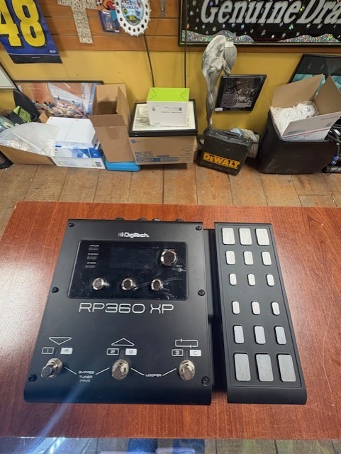 DigiTech RP360XPV-01 Black Guitar Multi-Effect Processor Pedal