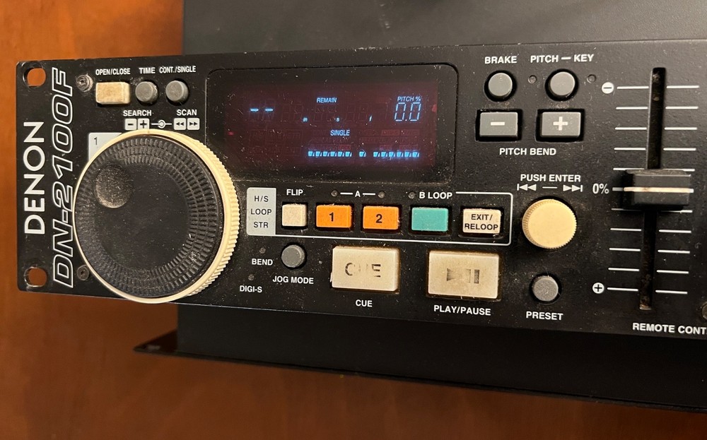 DENON DN-2600F