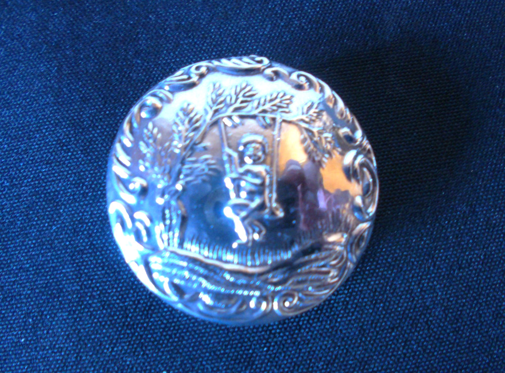 SOLID SILVER Beautiful Pill Pot Patten On Both Sides Perfect Condition