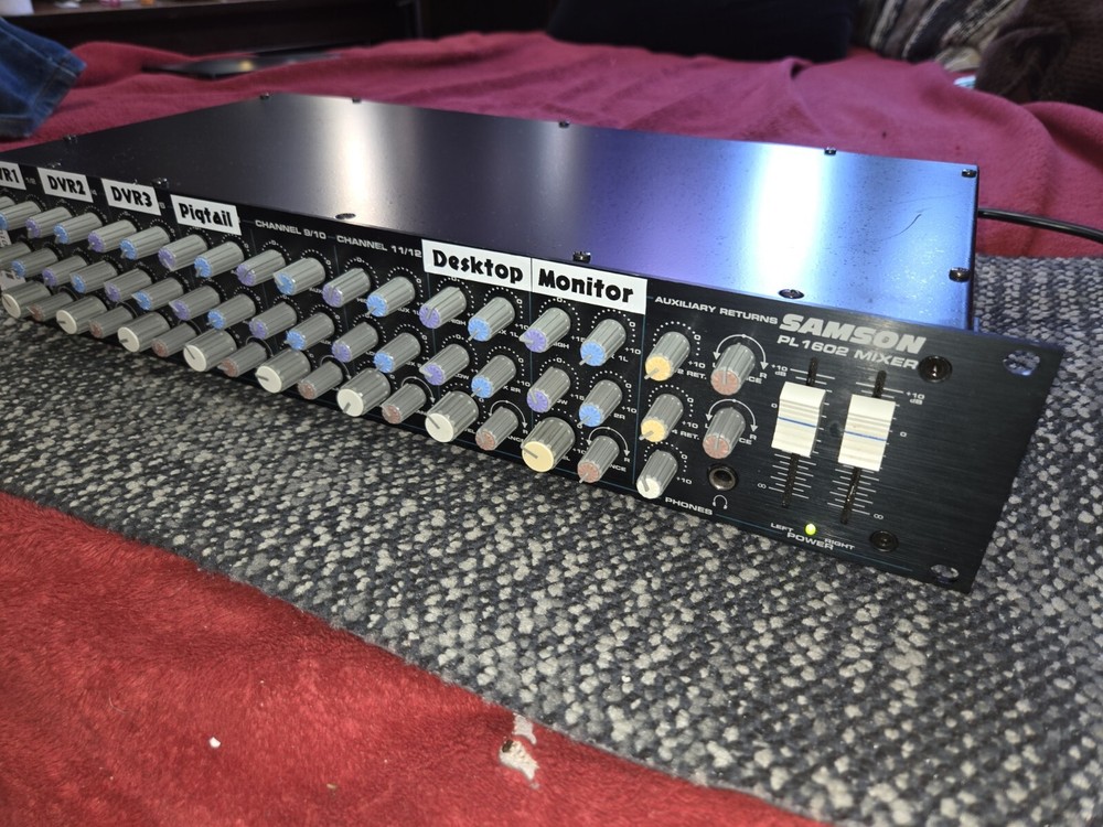 Samson PL1602 16 Channel Line Mixer