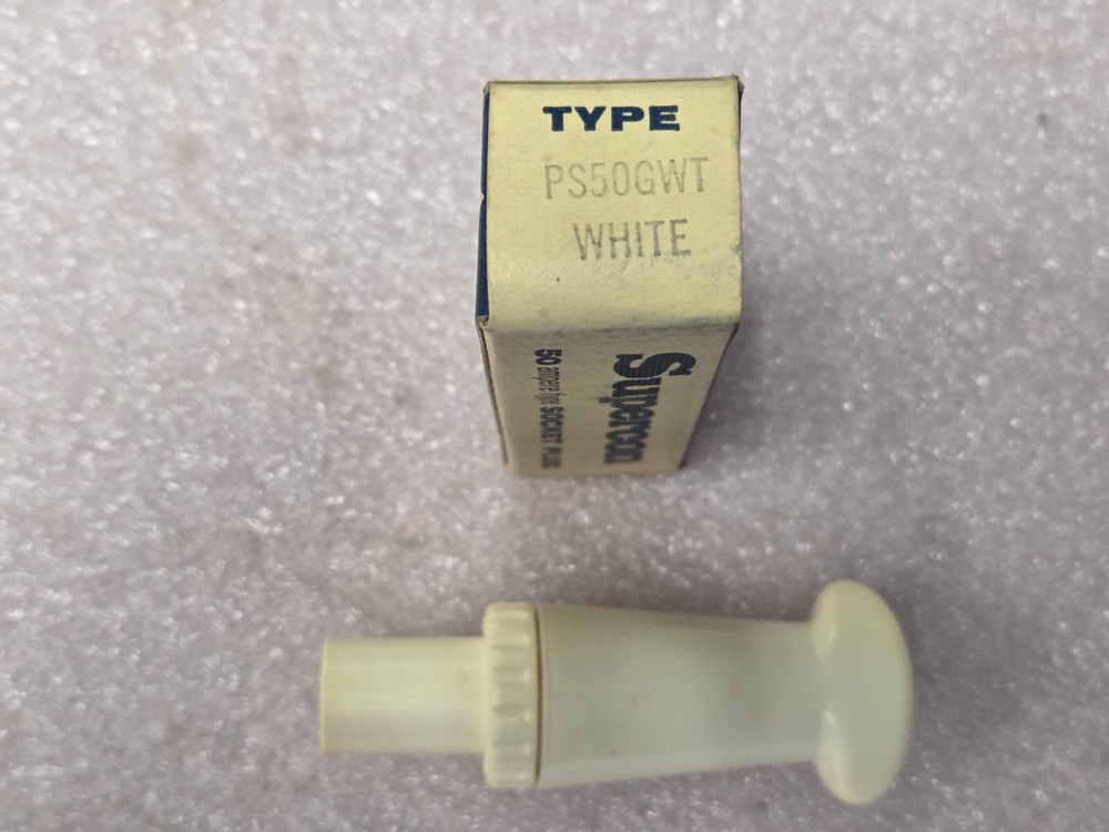 '1 PIECE' - PN# PS50GWT - SUPERCON - SOCKET PLUG - WHITE