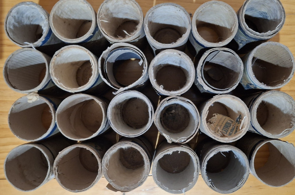 24 EMPTY ORIGINAL COLUMBIA TWO MINUTE CYLINDER RECORD BOXES - POOR CONDITION