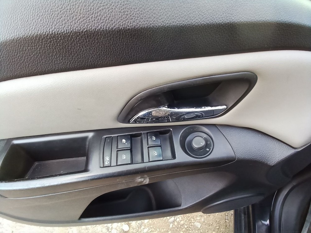 2012 CRUZE Jack less Tools 12718904