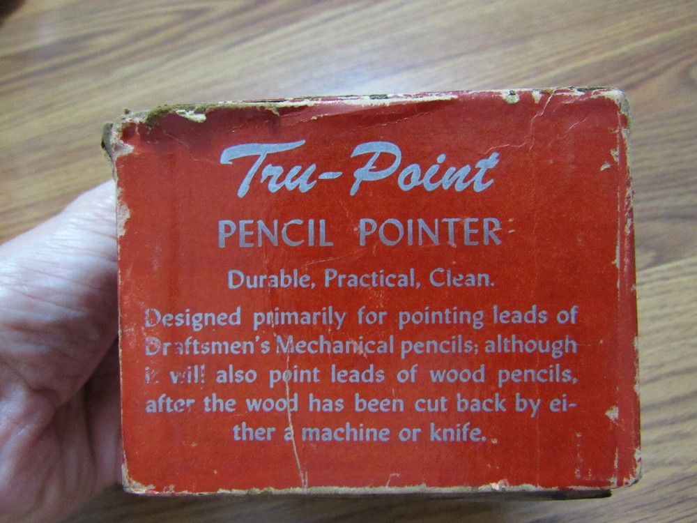 VINTAGE, TRU-POINT PENCIL POINTER IN ORIGINAL BOX