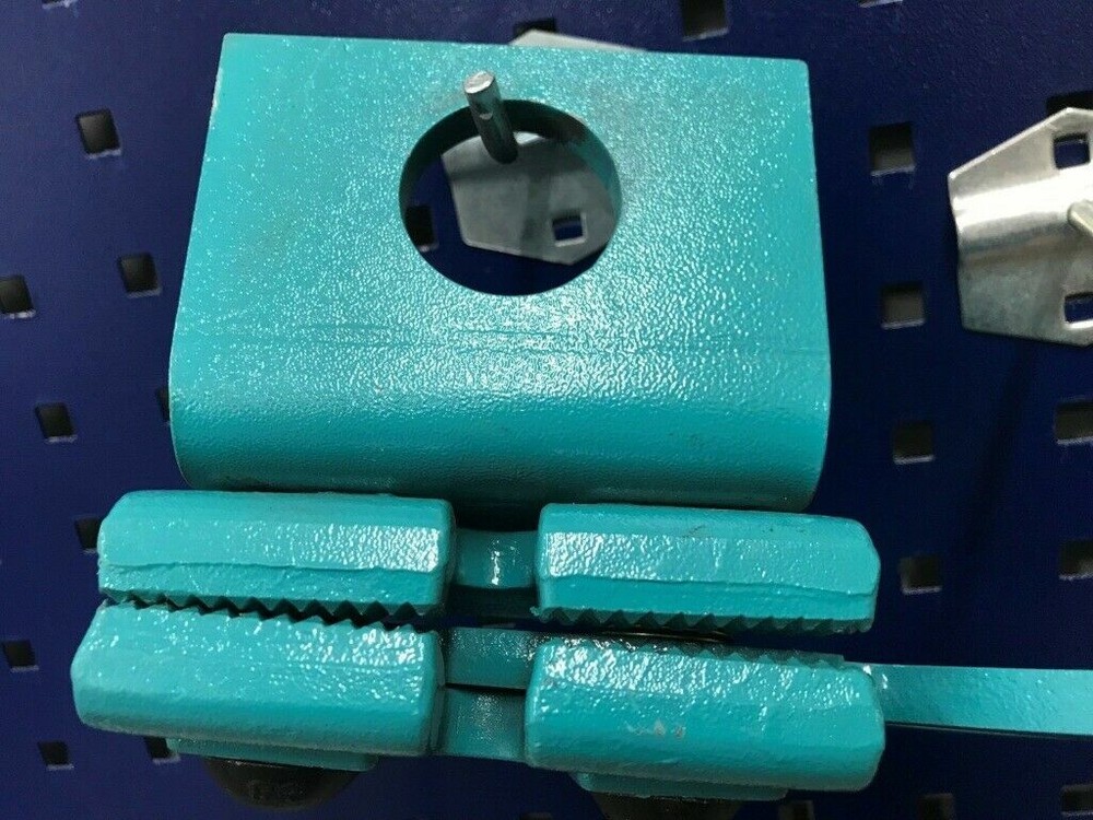 Mo-Clamp style 4058 MAC II Multi-Angle Clamp - Auto body frame machine clamp