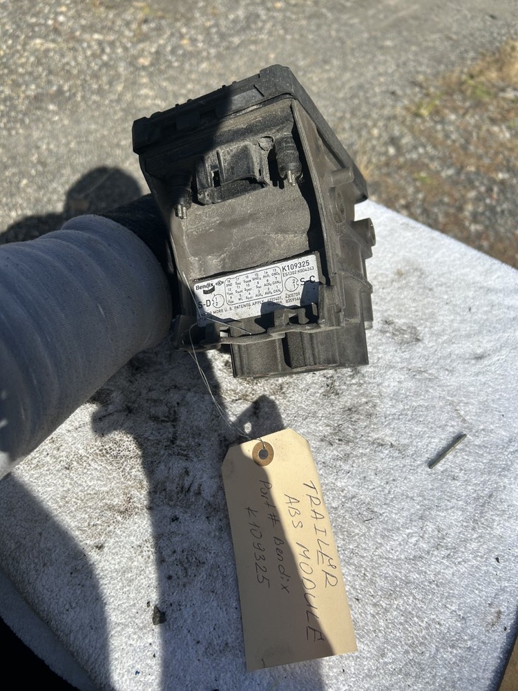 ABS Trailer Module BENDIX K109326