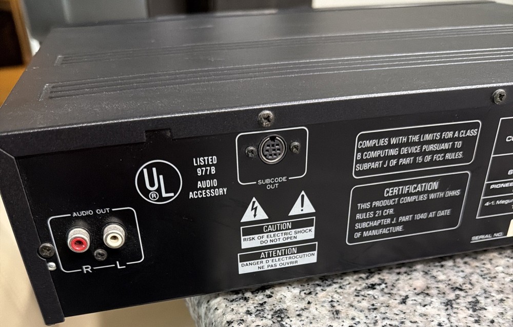 PIONEER PD M60 Multi-disc Cd Player!!! Without Remote Tested Works