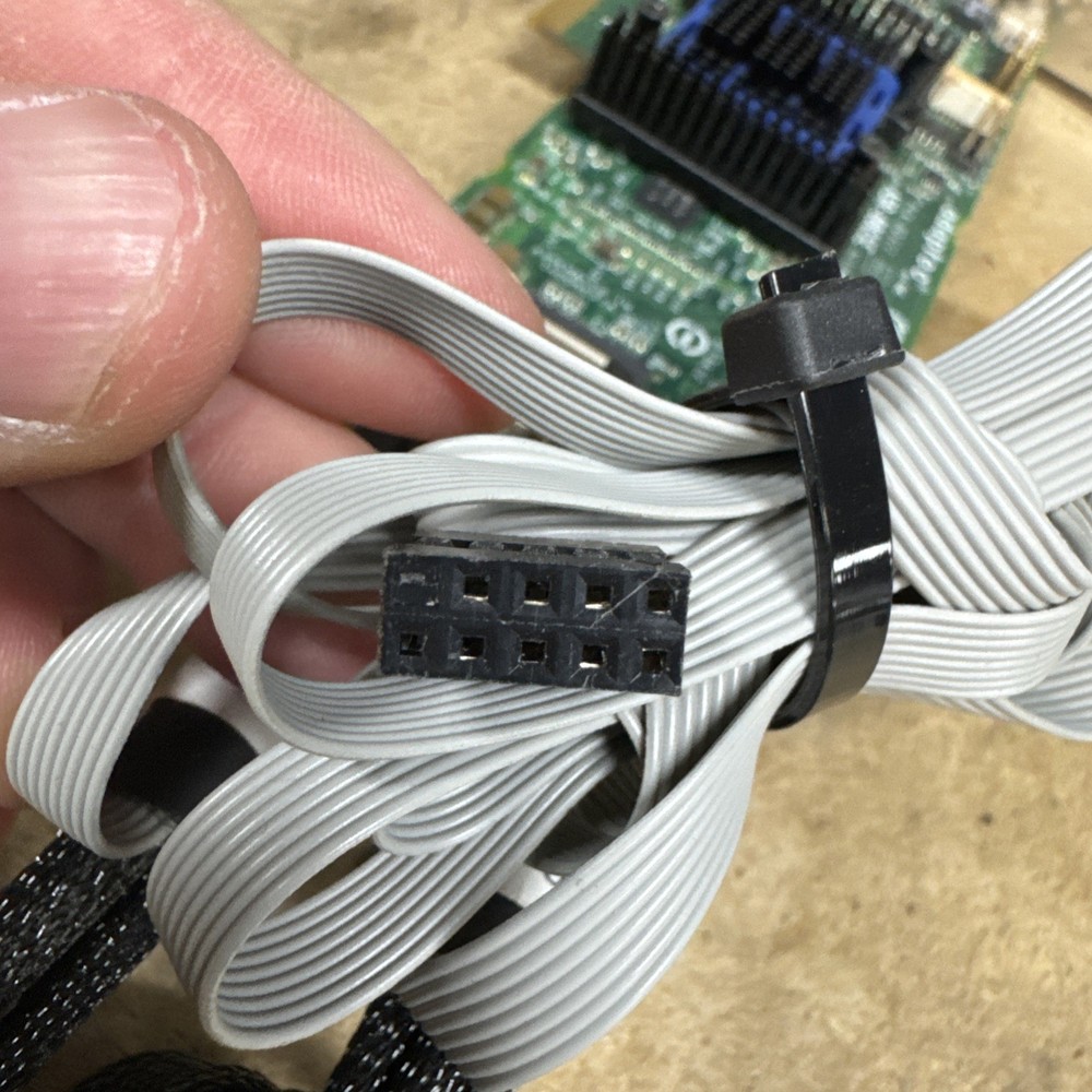 Adaptec ASR 6805 E 128MB RAID Controller Card PCIe SATA/SAS + Cables