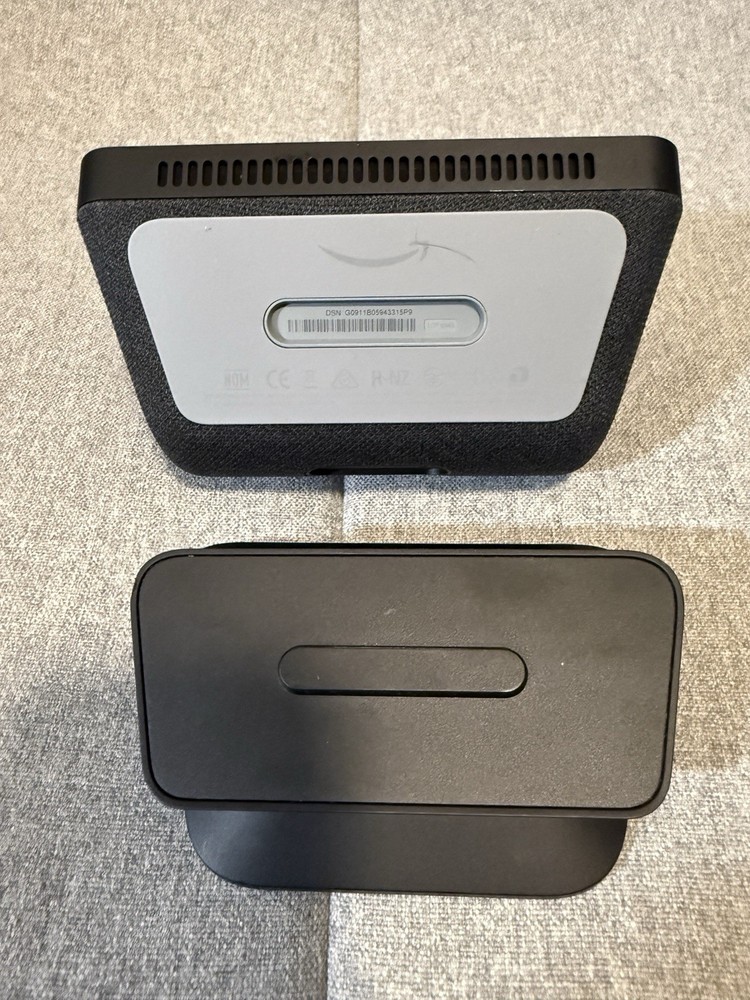 Amazon Echo Show 5 1st Gen Smart Speaker Black With Adjustable Stand/AC Adapter