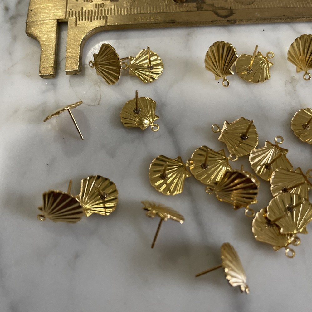 72 Vintage Gold Plated Scallop Shell Post Earrings With Drop Loop
