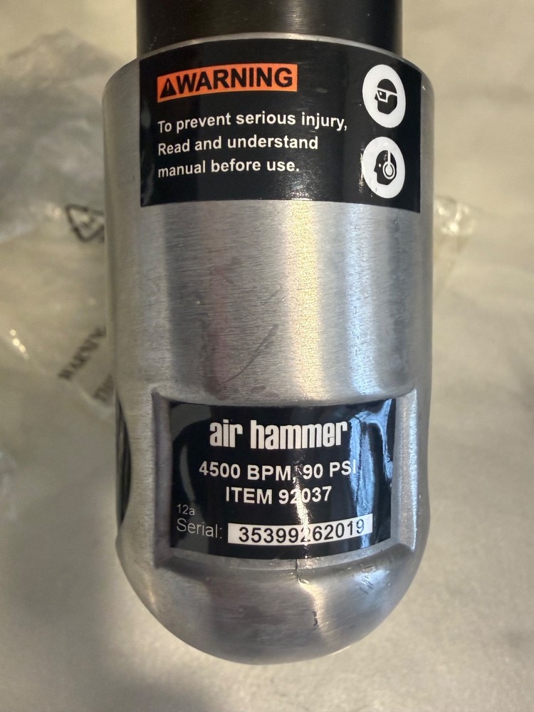 new central pneumatic air hammer chisel new 92037 with bits tools