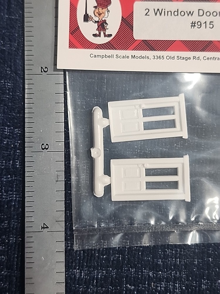 Campbell Scale Models 915, Doors With 2 Windows, HO Scale, New