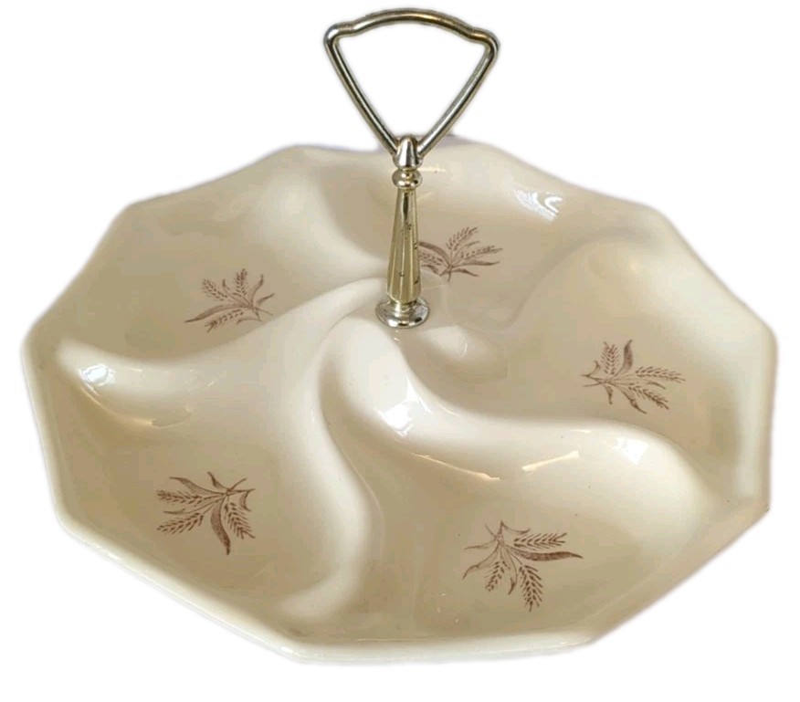 Vintage 1960's Sequoia Ware Divided Candy/Nut Tray Wheat Pattern 0500