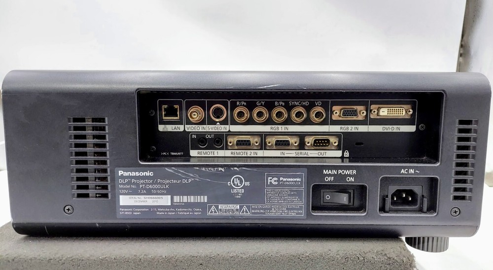 Panasonic PT-D6000ULK DLP Projector