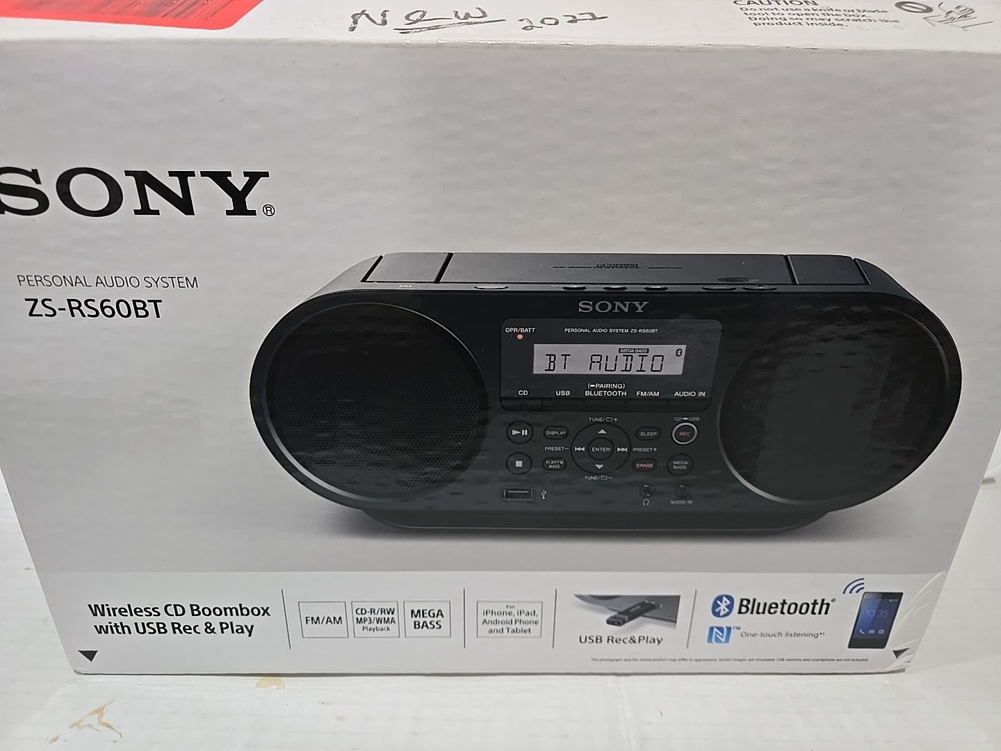 Sony ZS-RS60BT Bluetooth Mega Bass, AM/FM, USB, CD Boombox Black w/ Box & Manual