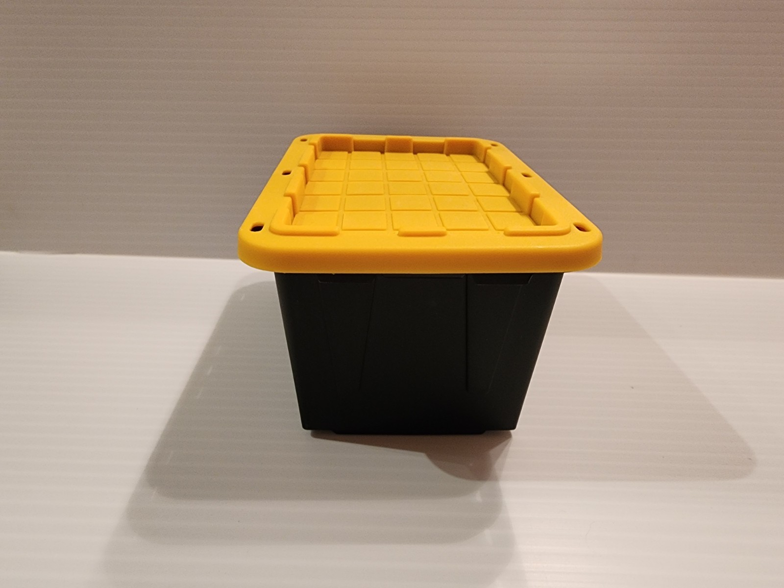 Lowes Lowe's Teeny Totes, X-Small, .38 Quarts, Black Tote W/Yellow Lid Mini Tote