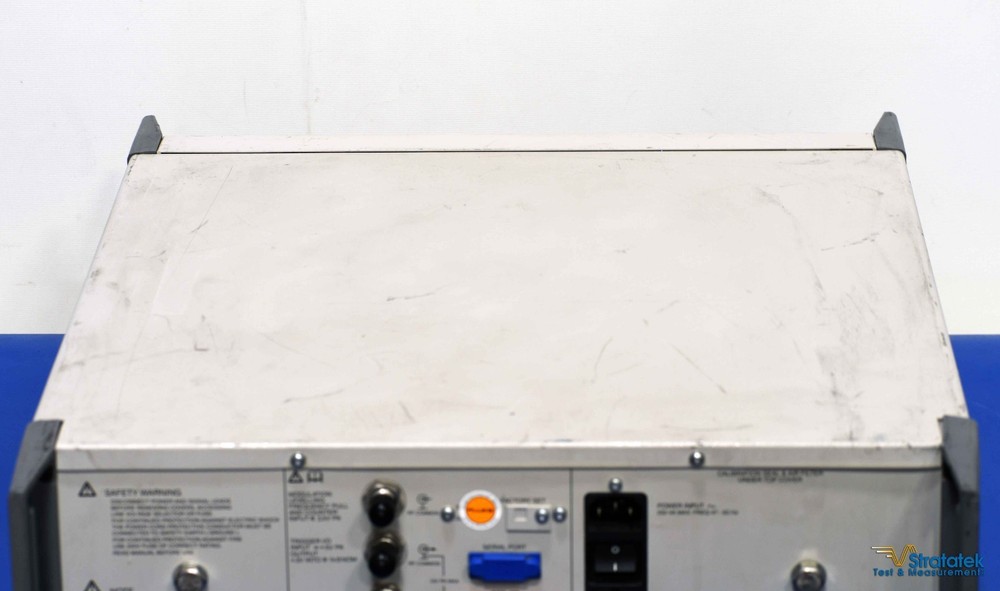 Fluke 9640A RF Reference Source 1mHz to 4GHz RF Calibrator