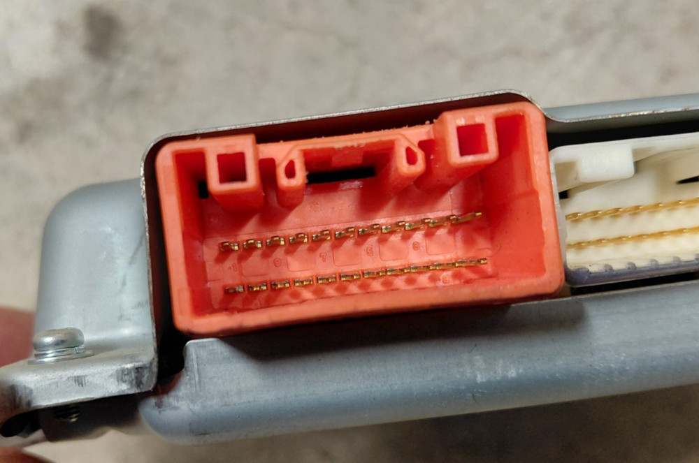 2007-2011 LEXUS GS450H VOLTAGE SENSOR MODULE 89892-30010 TESTED