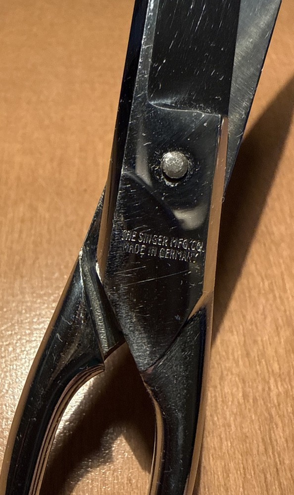 Vintage Singer Scissors #406 Made in Germany 6" - See Description