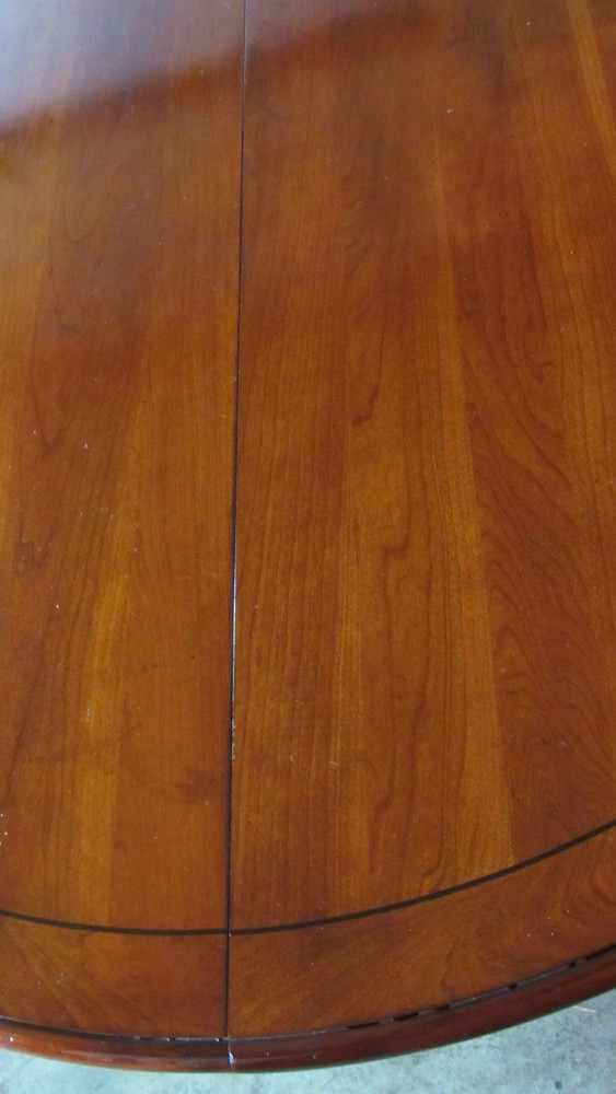 Ethan Allen British Classics Round Kitchen Dining Room Table Amazing