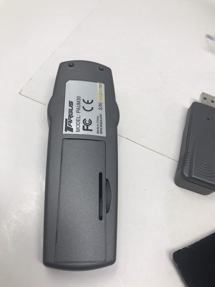 Targus Laser Pointer PAUM30 Presenter and USB Stick Case