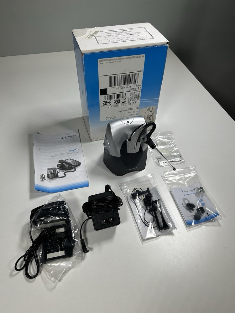 Plantronics CS70 Wireless Office Headset System NWB - Small Crack On Bottom