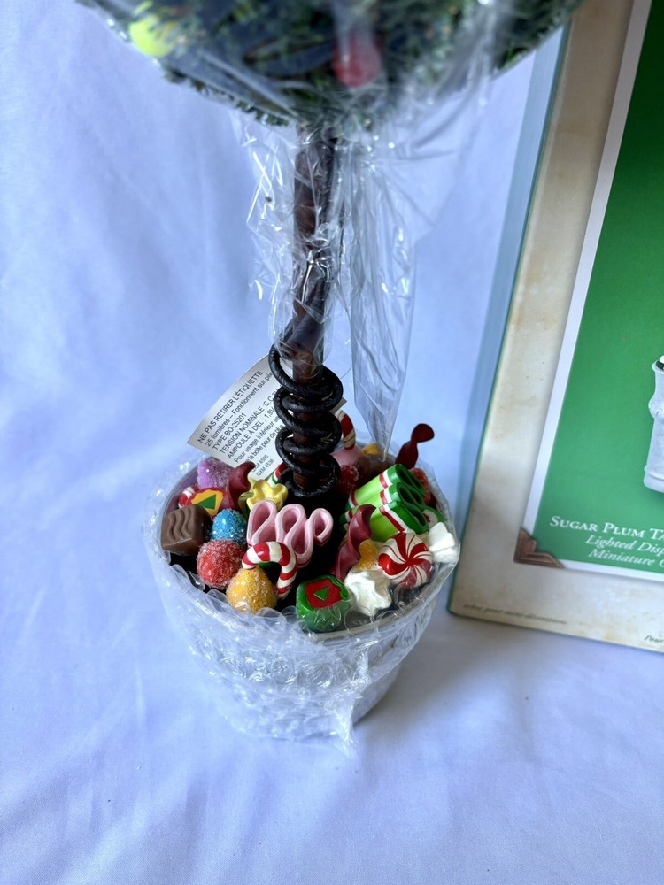 2002 Hallmark Keepsake Sugar Plum Tabletop Topiary Lighted Display Tree