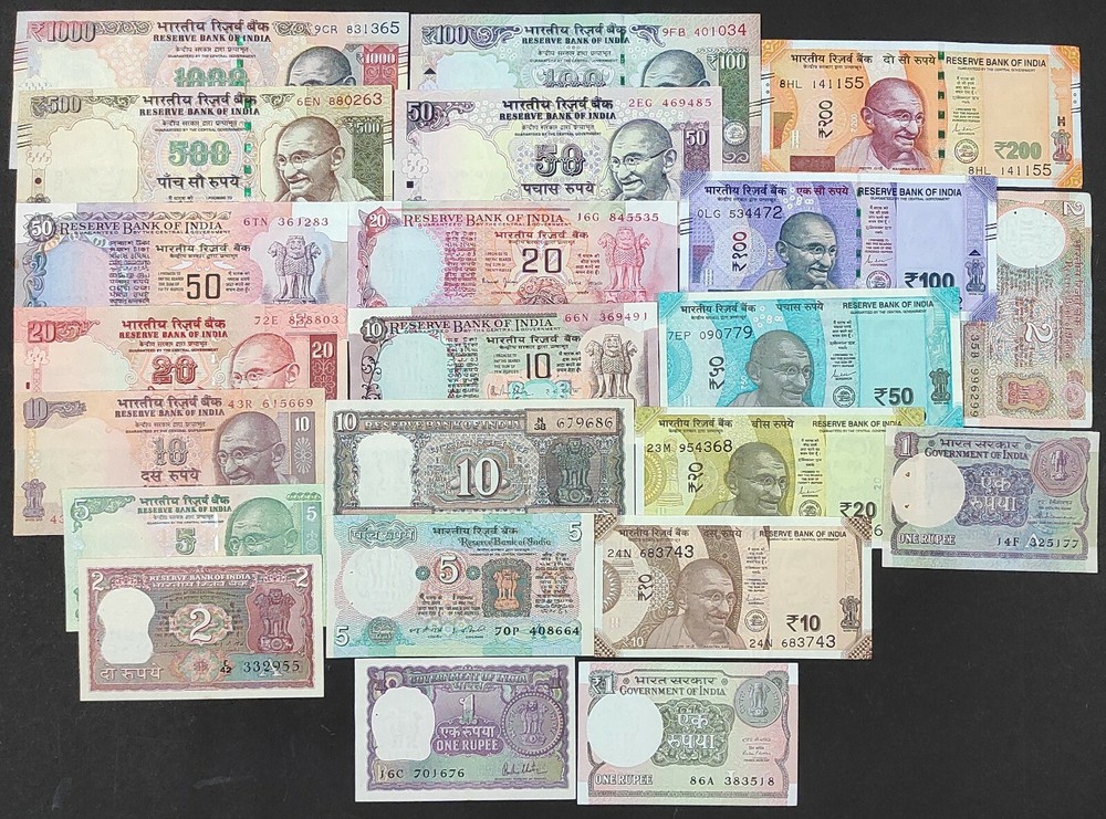 Lot of 22, Indian Notes, All Different Pattern Issues Banknotes In UNC
