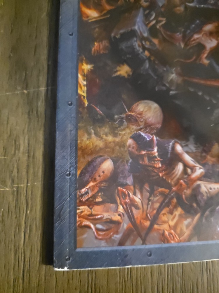 GW Warhammer 40K TYRANIDS codex 4th Edition supplement rulebook softcover