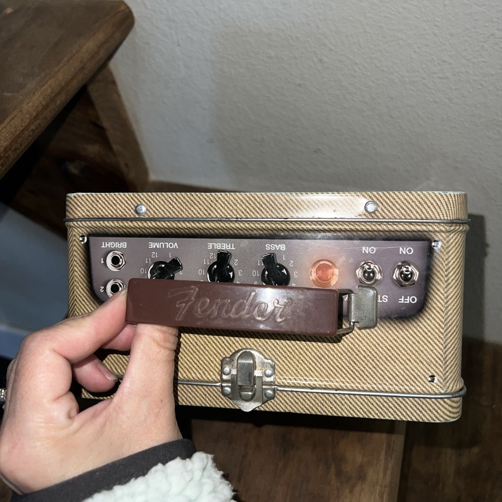 Fender Tweed Amp lunchbox Metal Tin Used