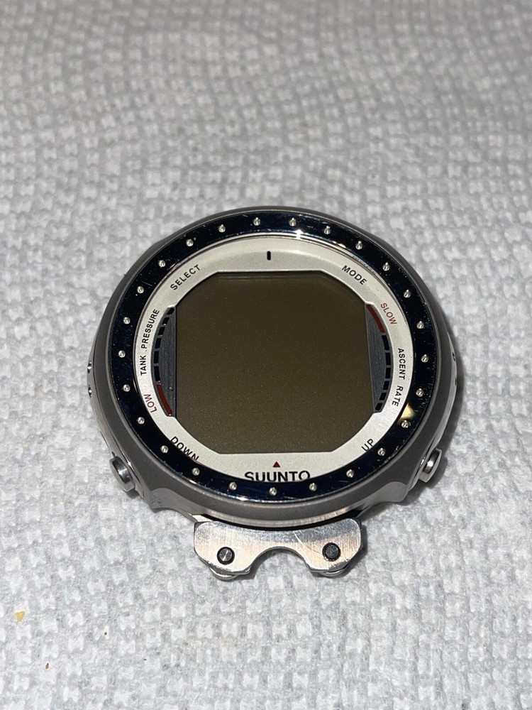 SUUNTO D9 DIVE COMPUTER AIR / NITROX - WRIST WATCH. USED