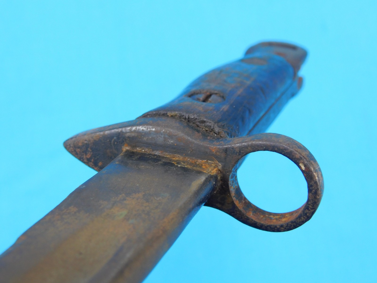 British English WW1 Model 1907 Antique Bayonet Fighting Knife w/ Scabbard