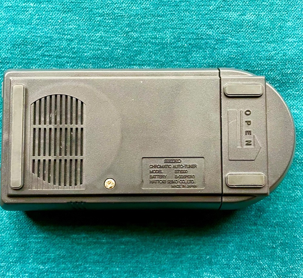 Seiko ST1000 Chromatic Tuner