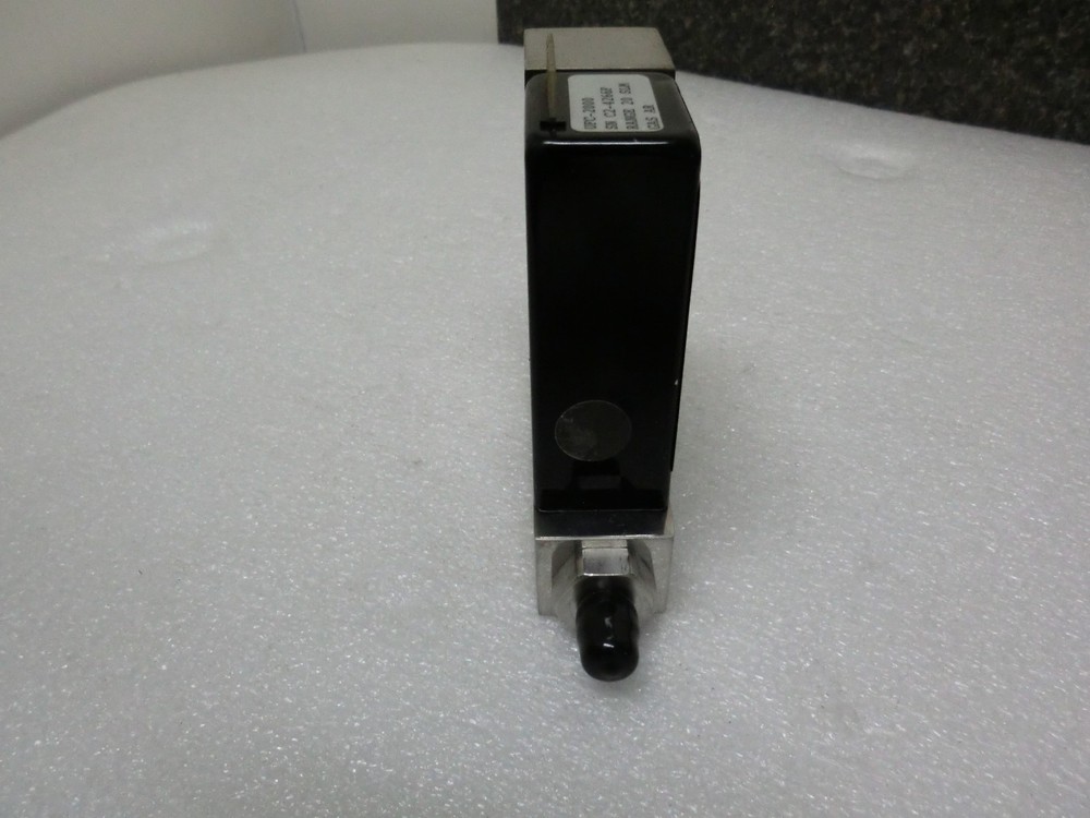 Unit Instruments Mass Flow Controller UFC-2000