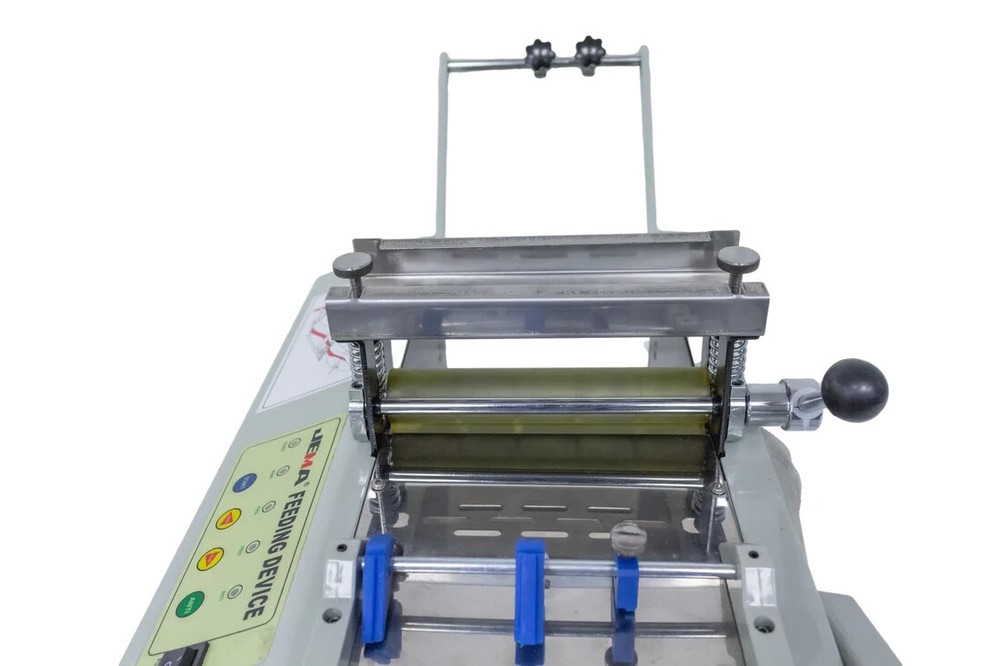JM-300M (Auto Feeding tape Machine)