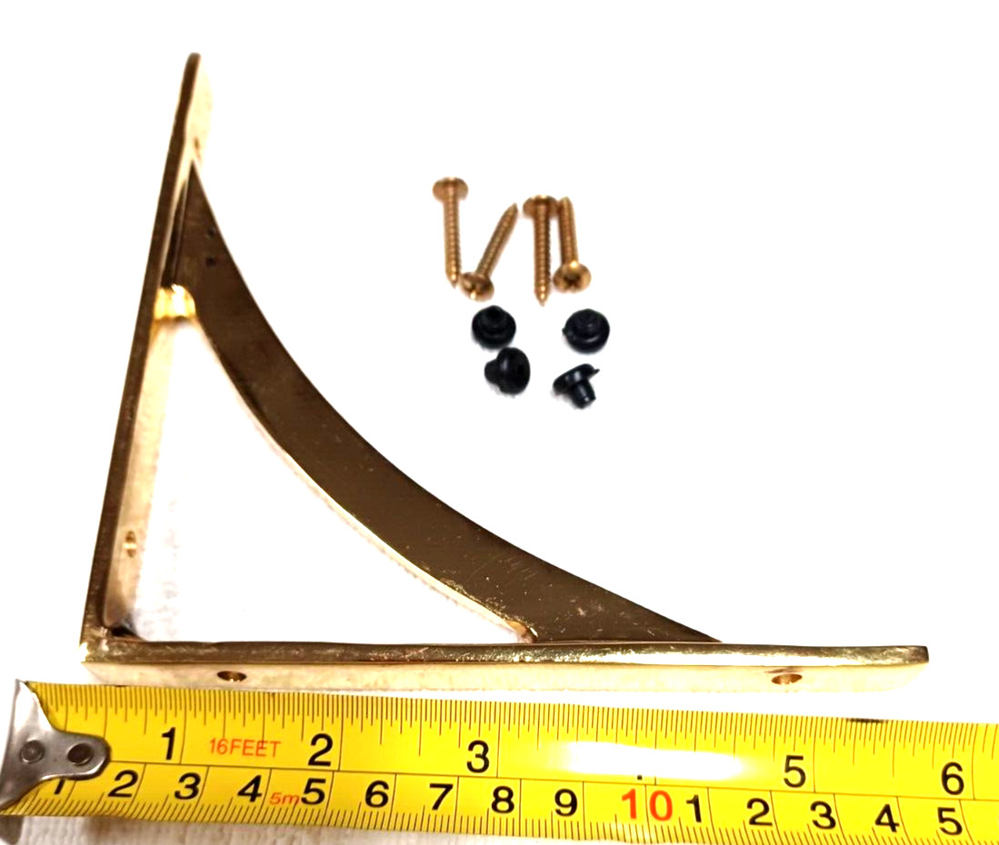 TWO 2 PC. BRASS SHELF BRACKETS 2 PC. 6" X 6" HEAVY DUTY HAS A LITTLE TARNISH