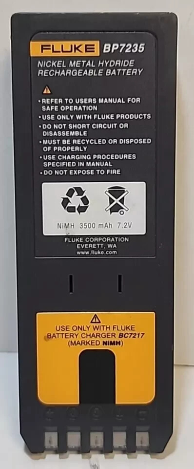 Fluke 743B Documenting Process Calibrator - Meter & Battery No Charger