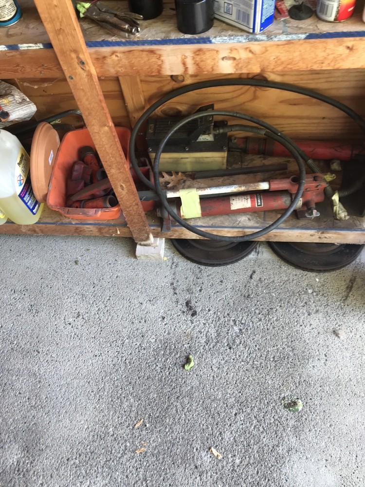 auto body tools used Damaged Dozzer