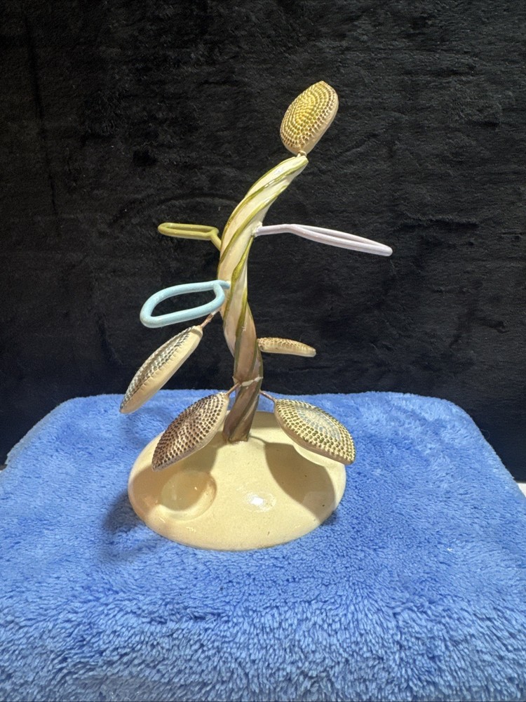 Ceramic Plant Leaf Scuplture