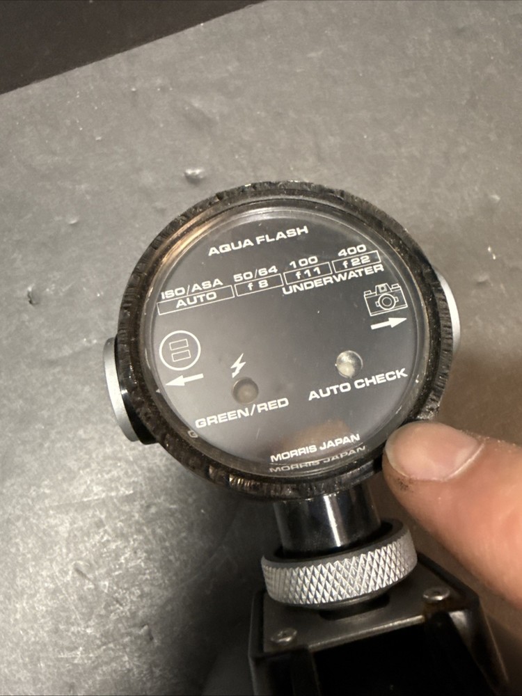Helix Aquaflash 28 Underwater Flash - Untested Condition Sold As Is