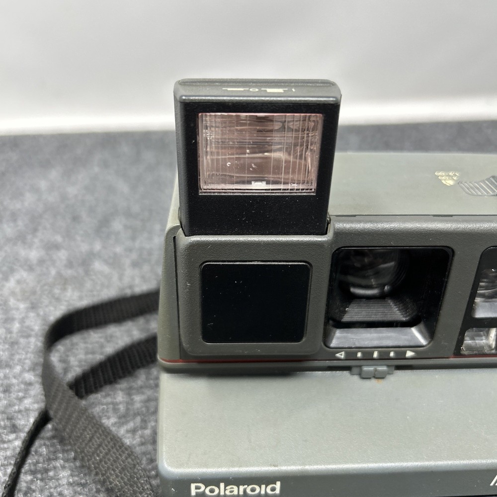 Polaroid Impulse AF Auto Focus System Camera Pop-Up Flash