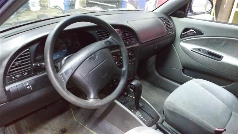 00-02 Daewoo Nubira Overhead Console