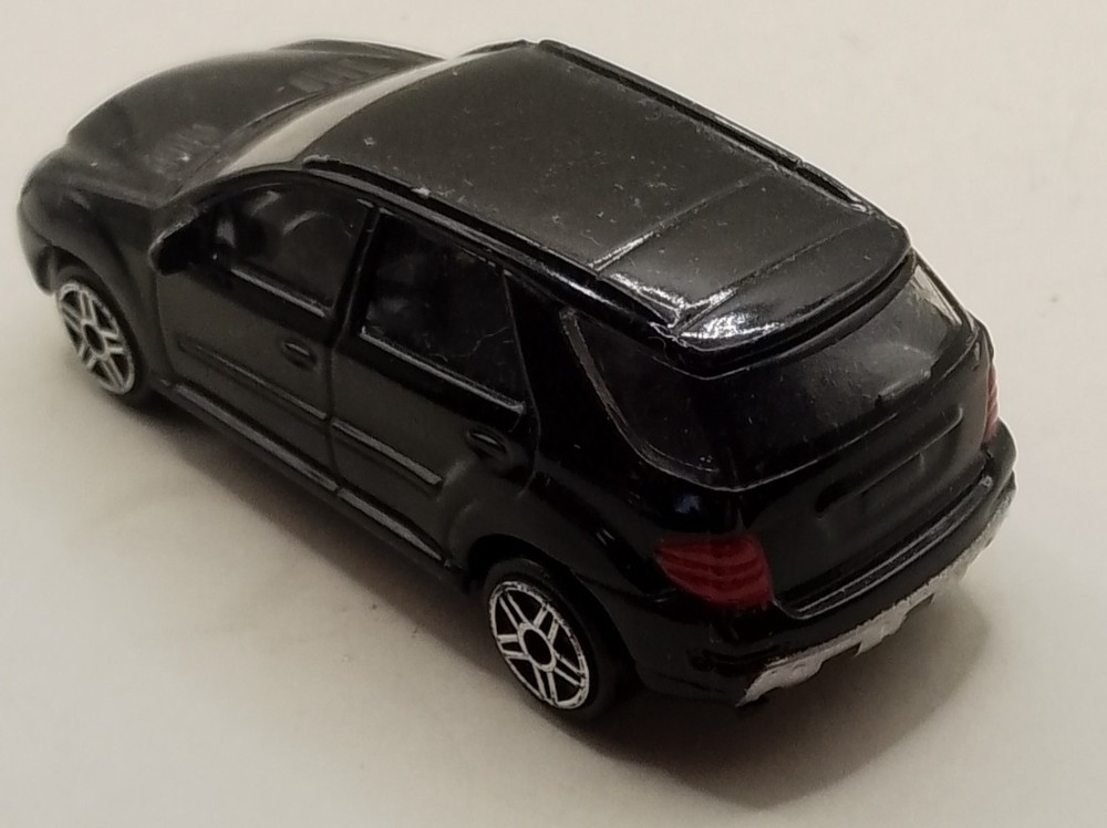 HTi black Merdedes-Benz ML class