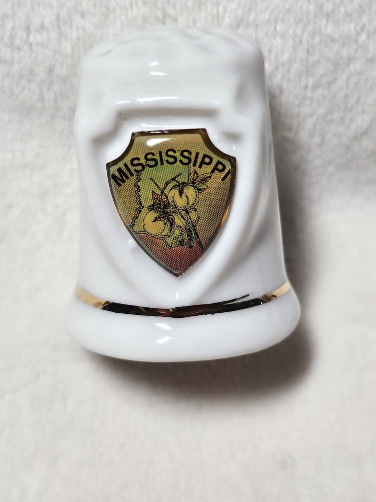 12 Porcelain State Souvenir Thimbles