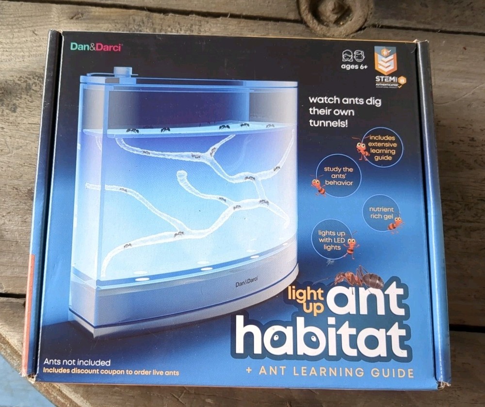 NEW. Light Up Ant Habitat + Ant Learning Guide STEM