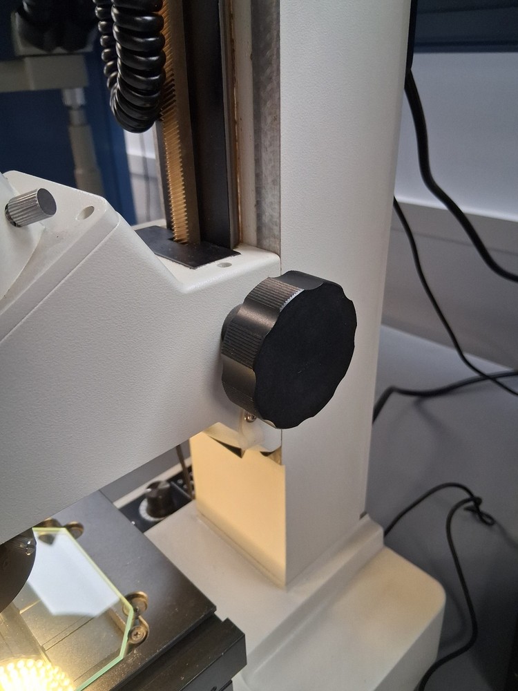 MMBT-1DM XY Tool Scope 20X Toolmakers Manual Microscope 2"x2" Stage HDMI Camera