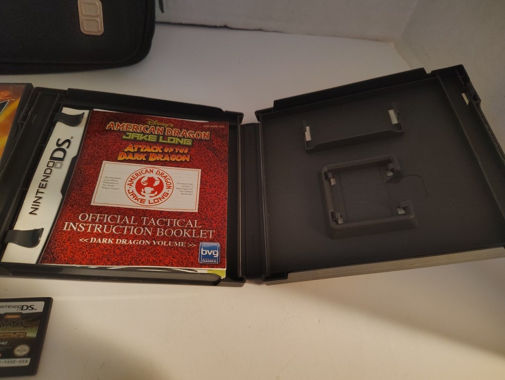 Nintendo DS Game Lot & Case