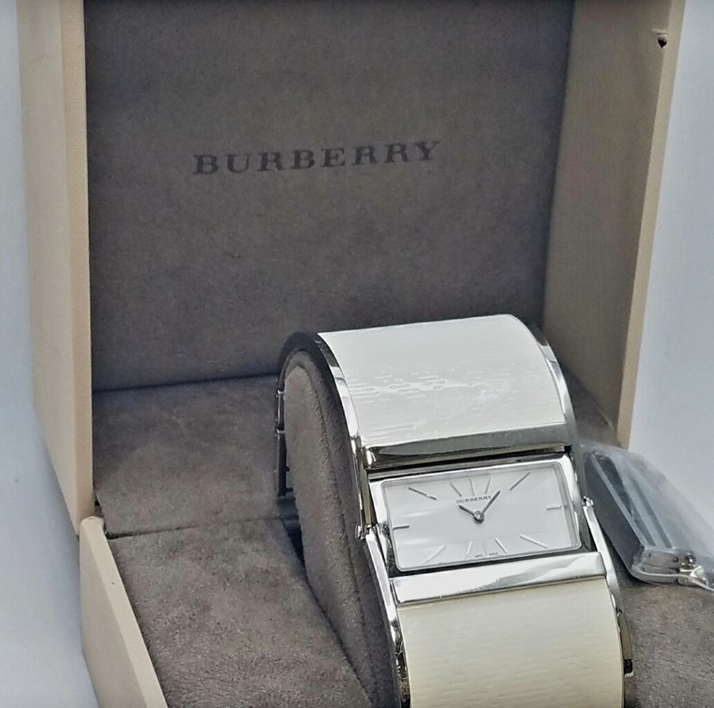 Vintage Burberry Authentic Bangle Watch