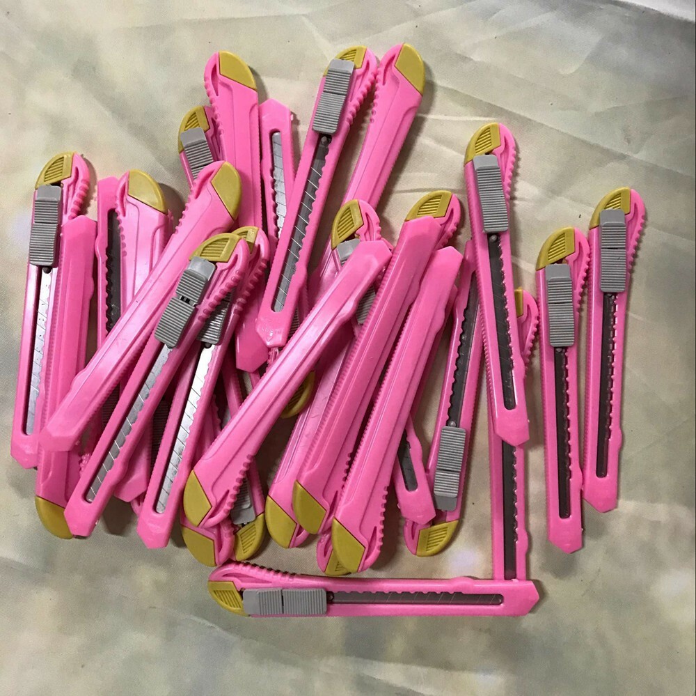 Wholesale Lot 100 retractable utility knife Box Cutters Retractable Snap off