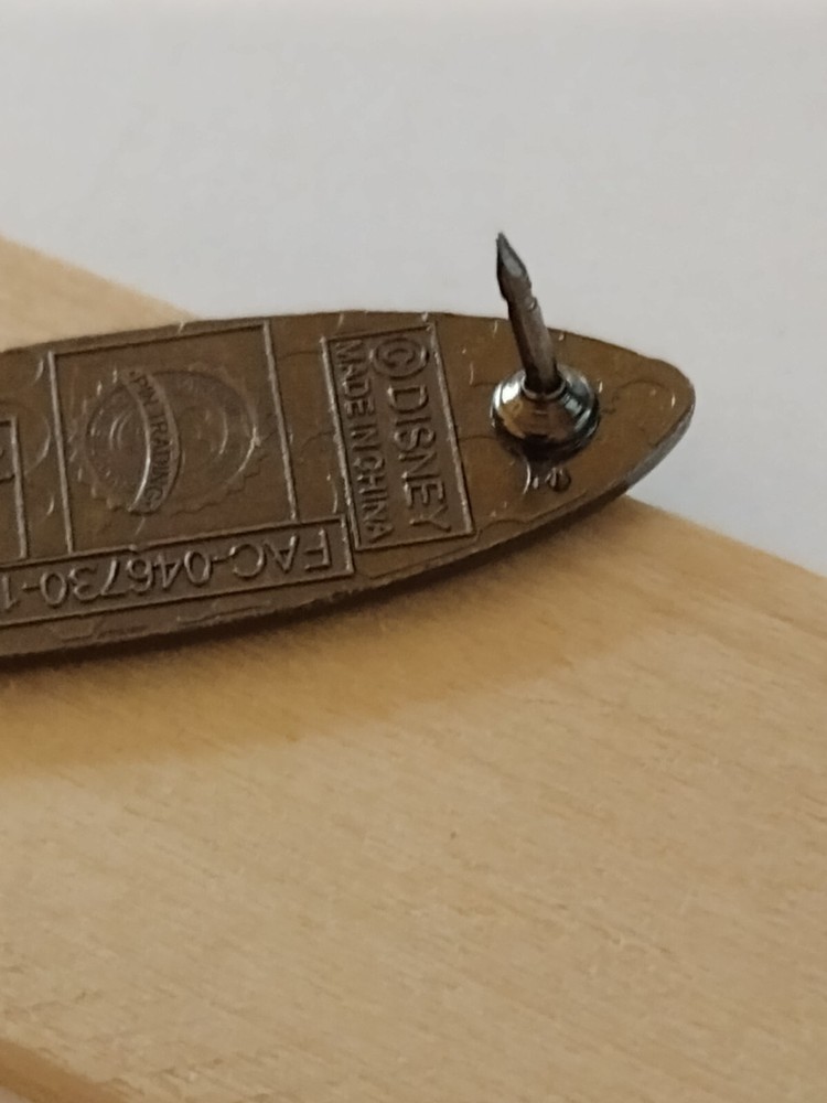 Mickey Mouse Disney Surfboard Collection Lapel Pin